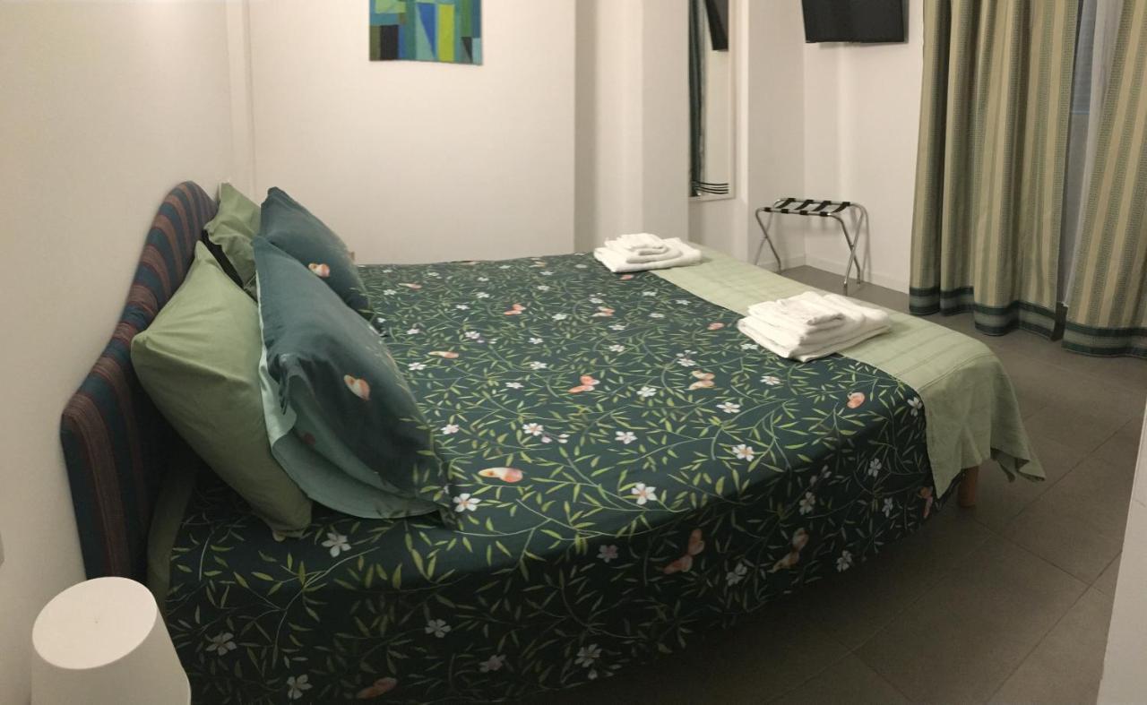 Guesthouse Villa Jung ボルディゲーラ エクステリア 写真