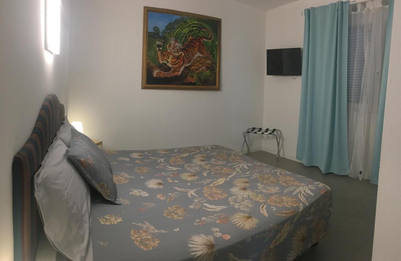 Guesthouse Villa Jung ボルディゲーラ エクステリア 写真