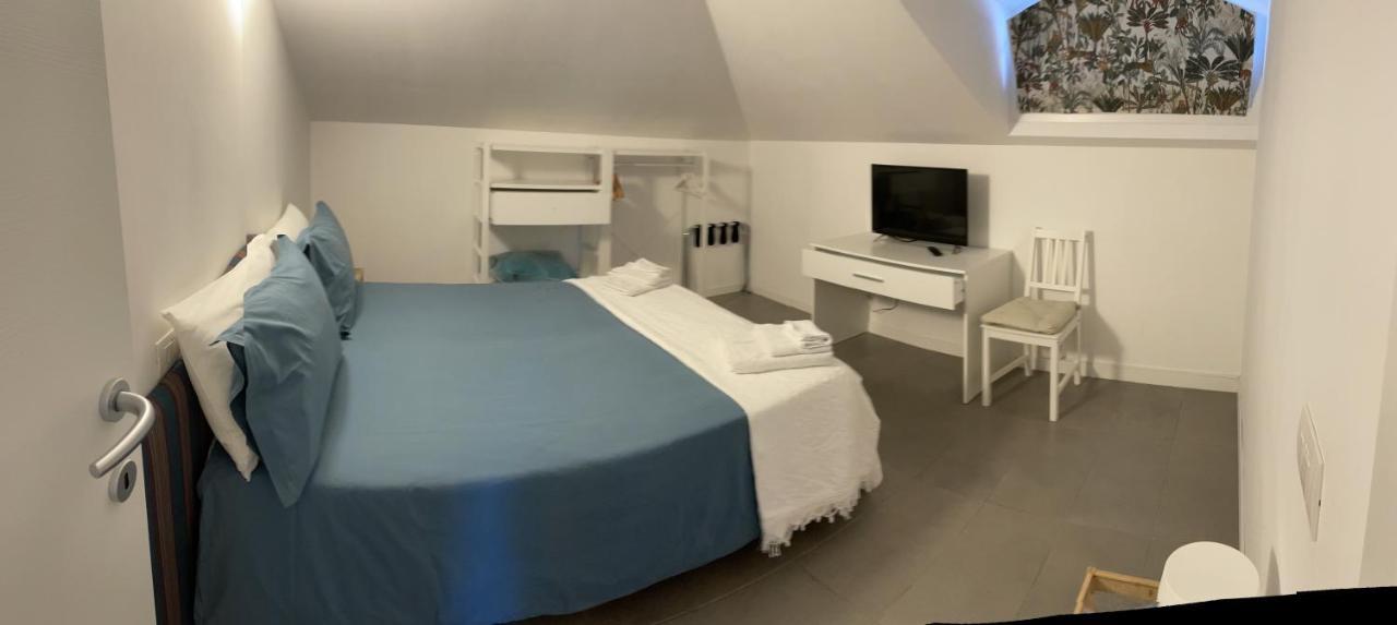 Guesthouse Villa Jung ボルディゲーラ エクステリア 写真